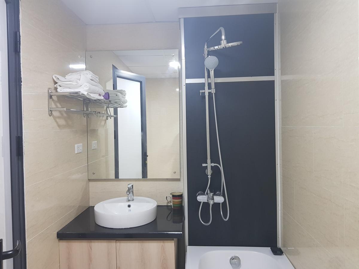 Hanna Hotel And Massage Hanoi Bagian luar foto